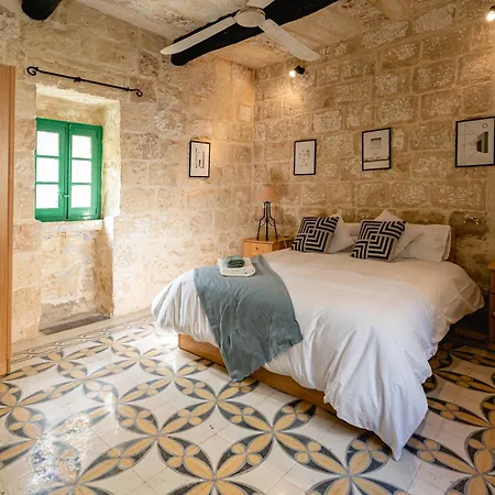 Villa Rustic Gozo With Private Pool & Garage Xewkija