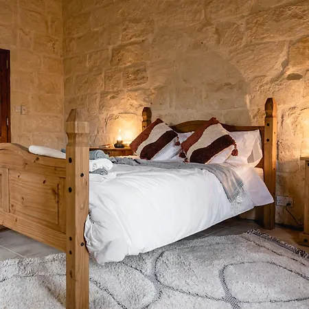 Rustic Gozo With Private Pool & Garage * Xewkija