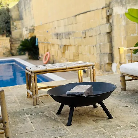 Rustic Gozo With Private Pool & Garage