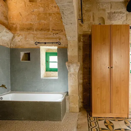 Rustic Gozo With Private Pool & Garage Villa