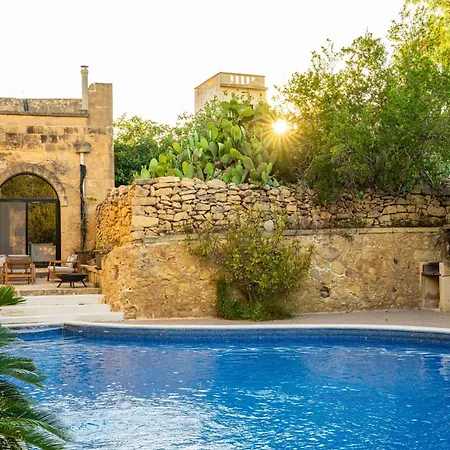 Rustic Gozo With Private Pool & Garage